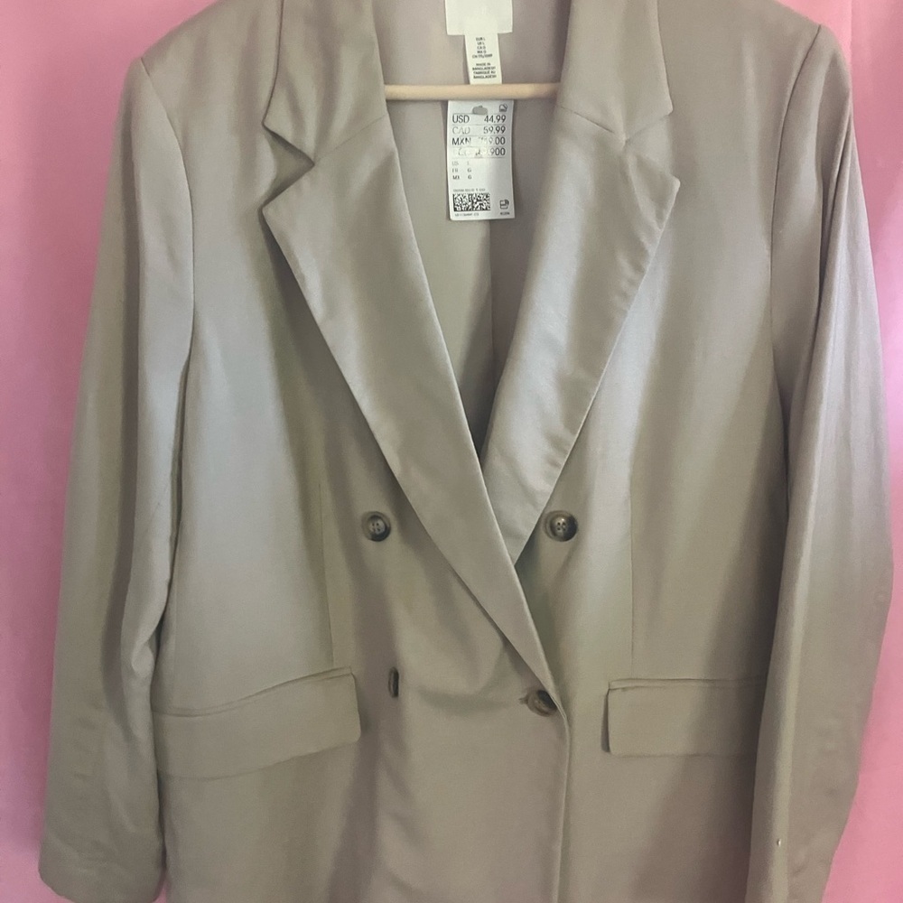 Oversized Beige Blazer –Women's Relaxed Fit, Chic Neutral Layering Piece, Size L